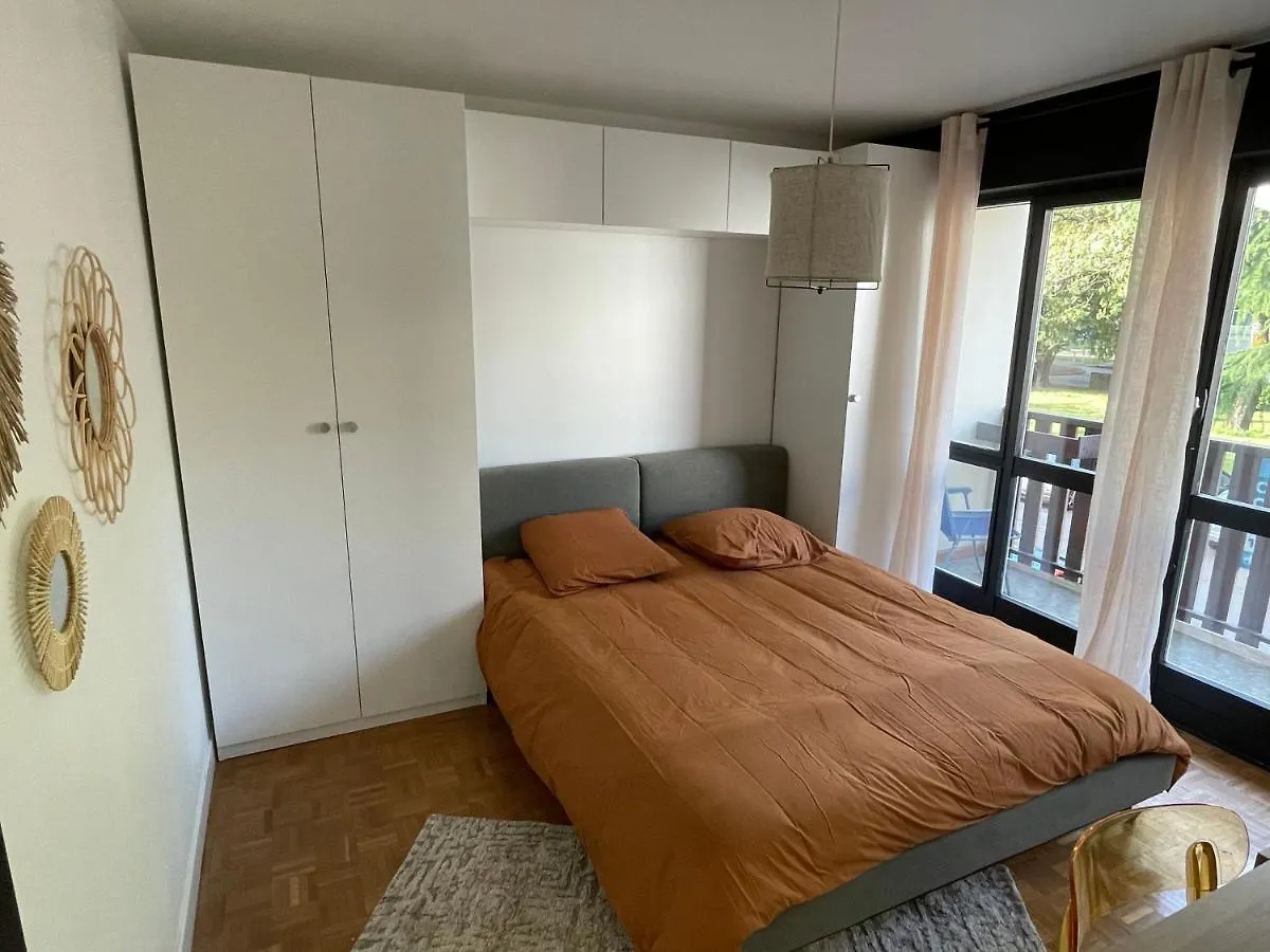 Appartement Calme, Climatisation, Parking Annecy